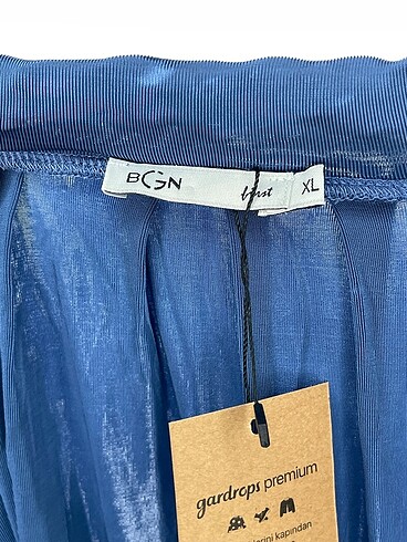 xl Beden mavi Renk BGN Bluz %70 İndirimli.