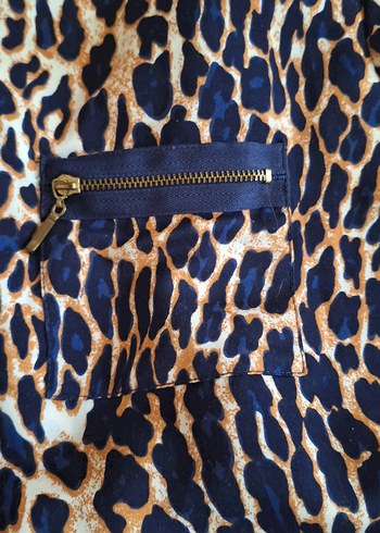 Leopar Desenli V Yaka Kadın Bluz - Görsel 9