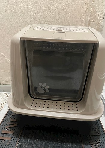 Bej ve Gri Kapalı Kedi Tuvalet Kabı - Görsel 3