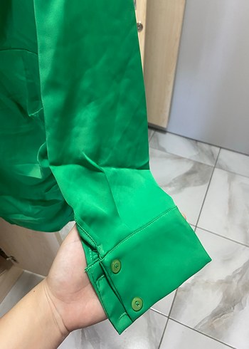 Düğmeli Uzun Kollu Yeşil V Yaka elbise - Görsel 5