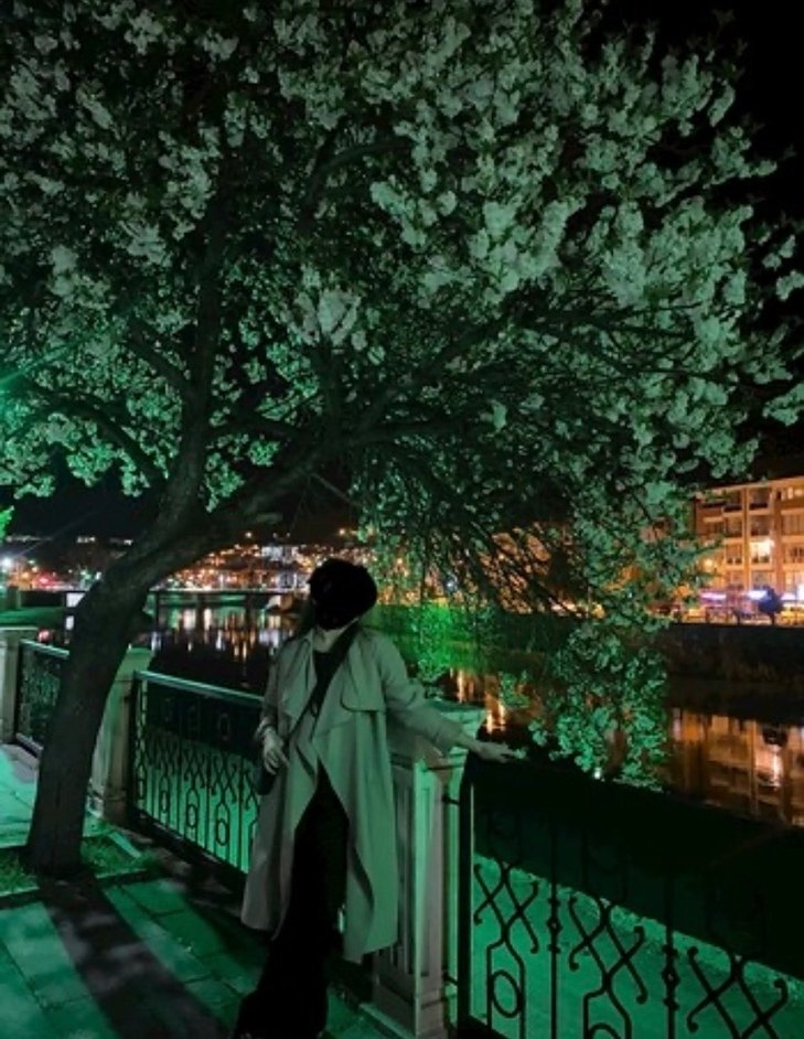 Bej Kadın Uzun Kemerli Trençkot - Görsel 3