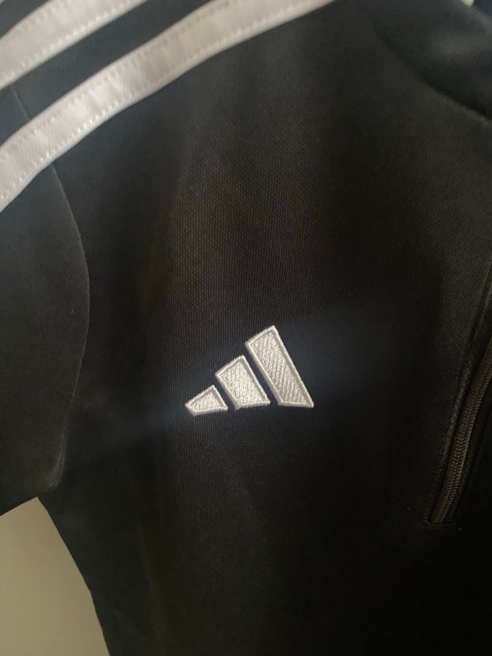 Erkek Çocuk Adidas Siyah Fermuarlı Sweatshirt - Görsel 4