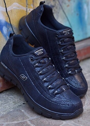 Skechers 40 numara