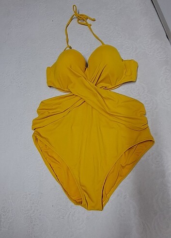LC Waikiki Sarı mayo