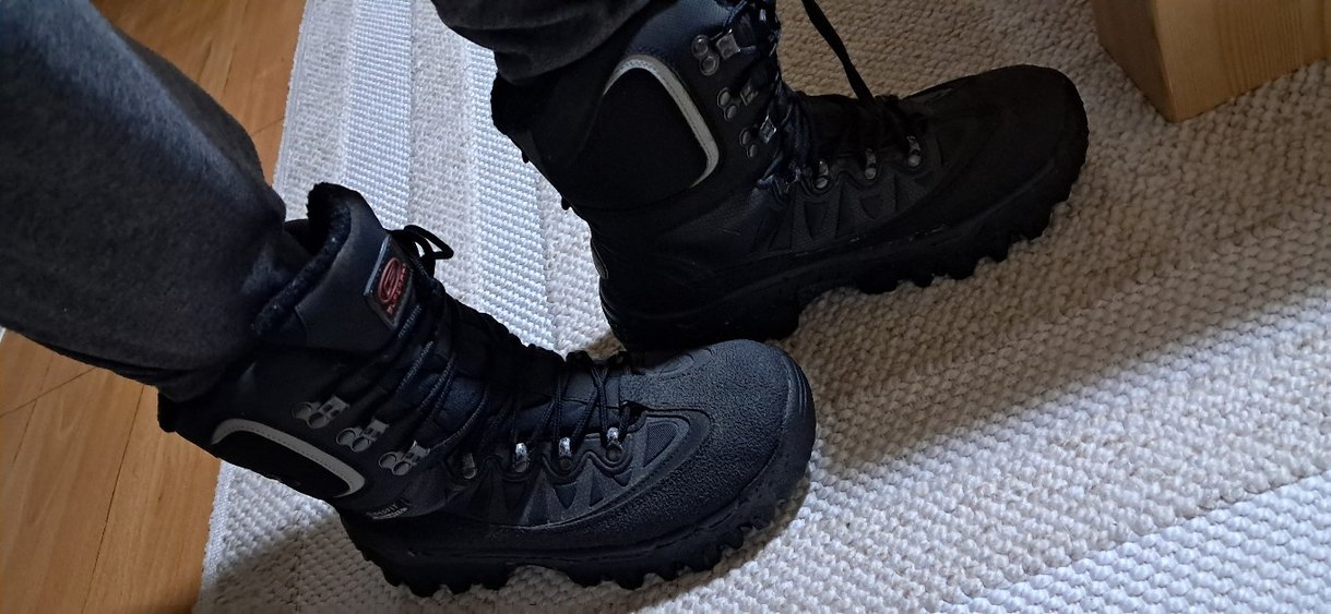 Siyah Erkek kar bot - Görsel 2