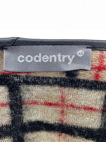 xs Beden çeşitli Renk Codentry Hırka %70 İndirimli.