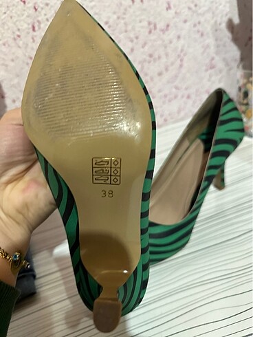 38 Beden Stiletto
