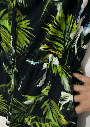 Yeşil Desenli Mini Straplez Tulum - Görsel 3