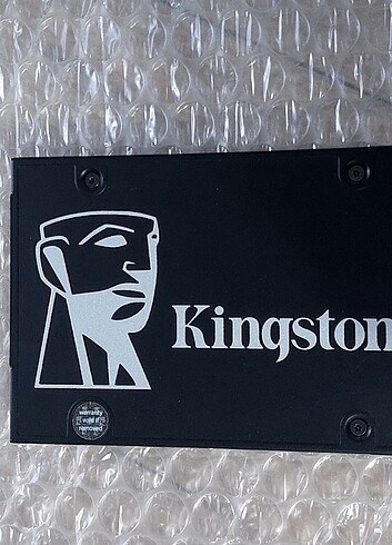Kingston KC600 512GB 550MB-520MB/S 2.5