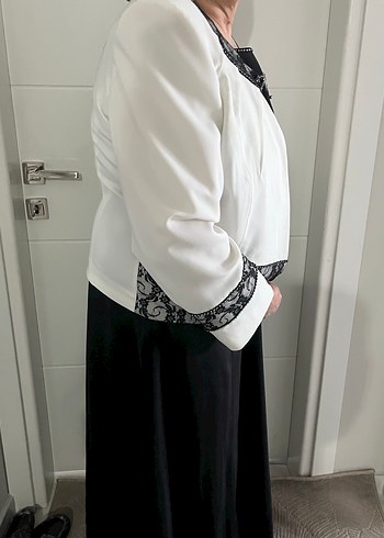 Drapeli Beyaz Kadın Ofis Takımı - Görsel 3