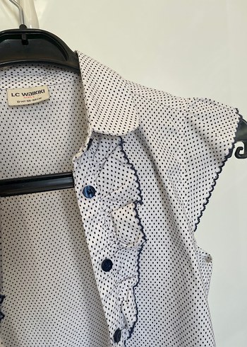 Düğmeli Kısa Kollu Beyaz puantiyeli Gömlek - Görsel 2