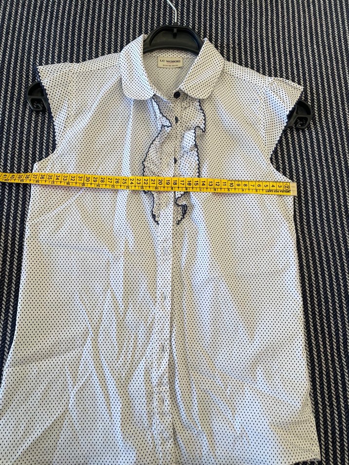 Düğmeli Kısa Kollu Beyaz puantiyeli Gömlek - Görsel 3