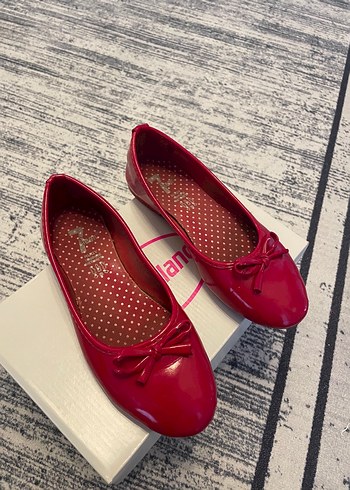 Kız Çocuk Kırmızı Fiyonklu Babet - Görsel 2