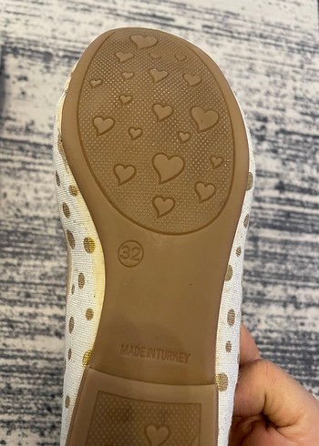 Beyaz Puantiyeli Fiyonklu Dolgu Topuklu Kadın Babet - Görsel 4