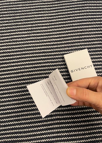 Givenchy sertifika - Görsel 5