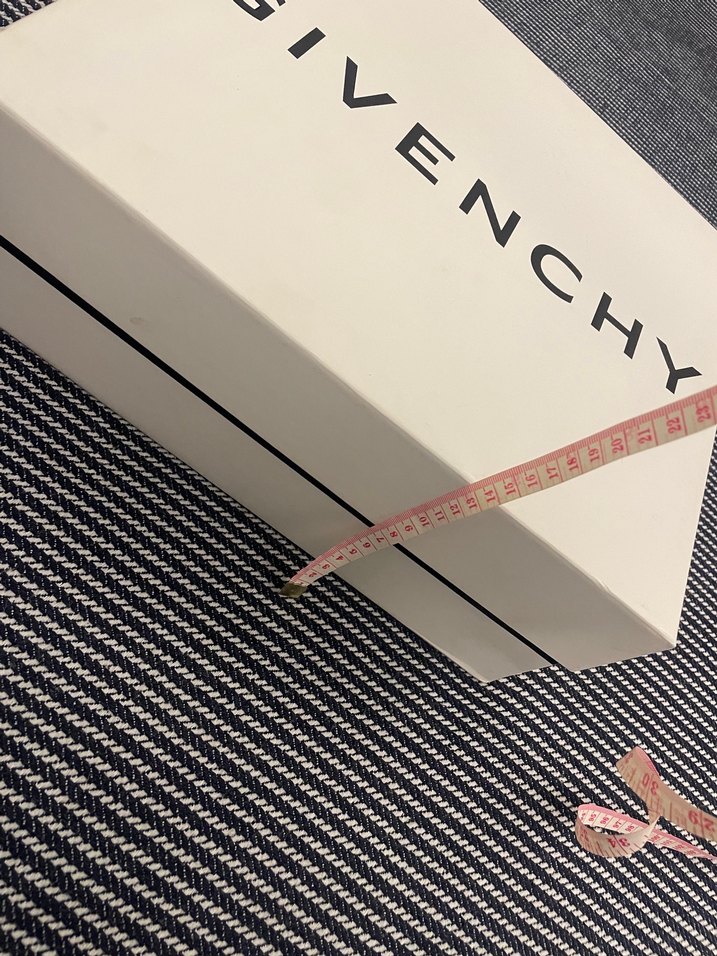 Givenchy ayakkabı kutusu - Görsel 4