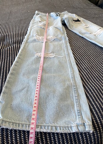 Kadın Mavi Yırtık Bol Kesim Denim Pantolon - Görsel 8