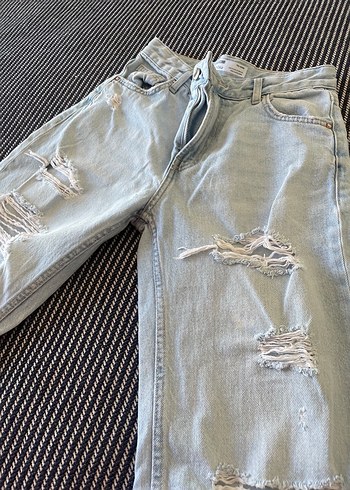 Kadın Mavi Yırtık Bol Kesim Denim Pantolon - Görsel 4