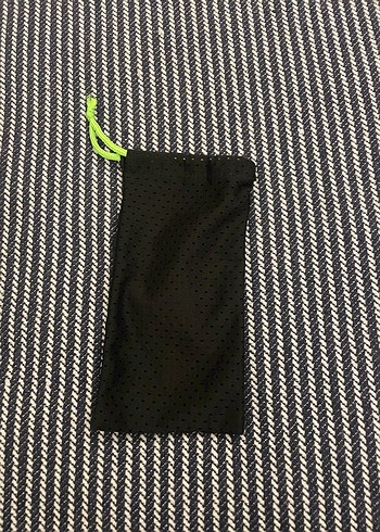 Siyah Arena yüzücü gözlüğü Kılıfı - Görsel 3