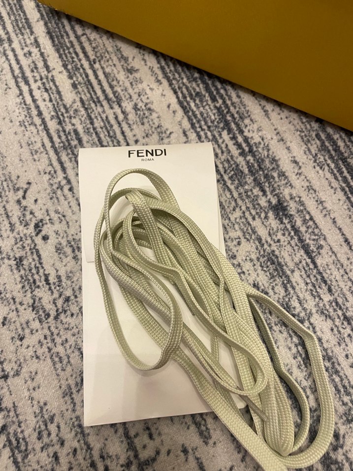 Fendi Ayakkabı Bağcığı - Görsel 2