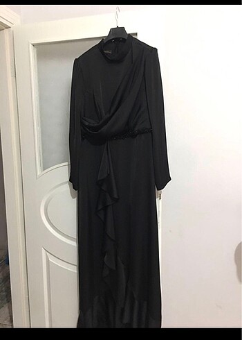 Tesettür büyük beden siyah elbise