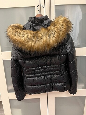 Zara Zara Mont