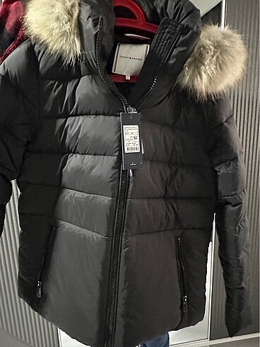 Orjinal etiketli tommy şişme mont