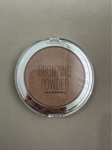 H&M Bronzer