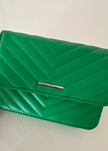 Bershka Deri Yeşil Kadın Omuz Çantası - Görsel 3