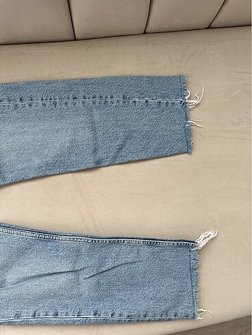 32 Beden mavi Renk Zara Jean