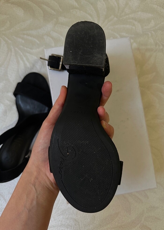 Bershka Siyah Topuklu Ayakkabı - Görsel 4