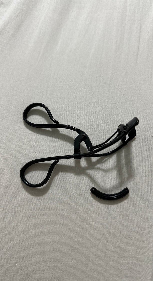 H&M Siyah Kirpik Kıvırıcı - Görsel 4