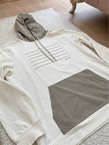 l Beden Pierre Cardin sweatshirt