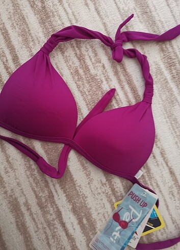 Bikini üstü