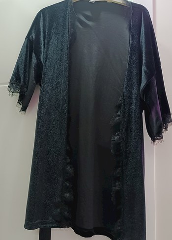 Siyah Uzun Kollu Gotik Kadın Sabahlık