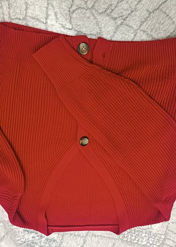Koyu Kırmızı Düğmeli Kadın Hırka - Görsel 3