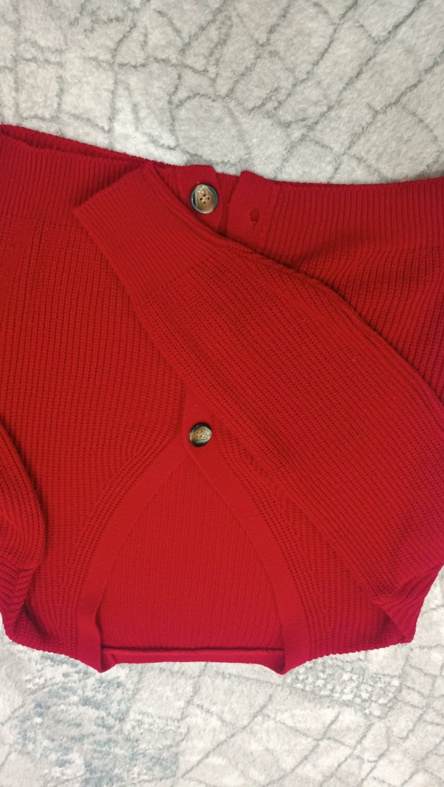 Koyu Kırmızı Düğmeli Kadın Hırka - Görsel 2