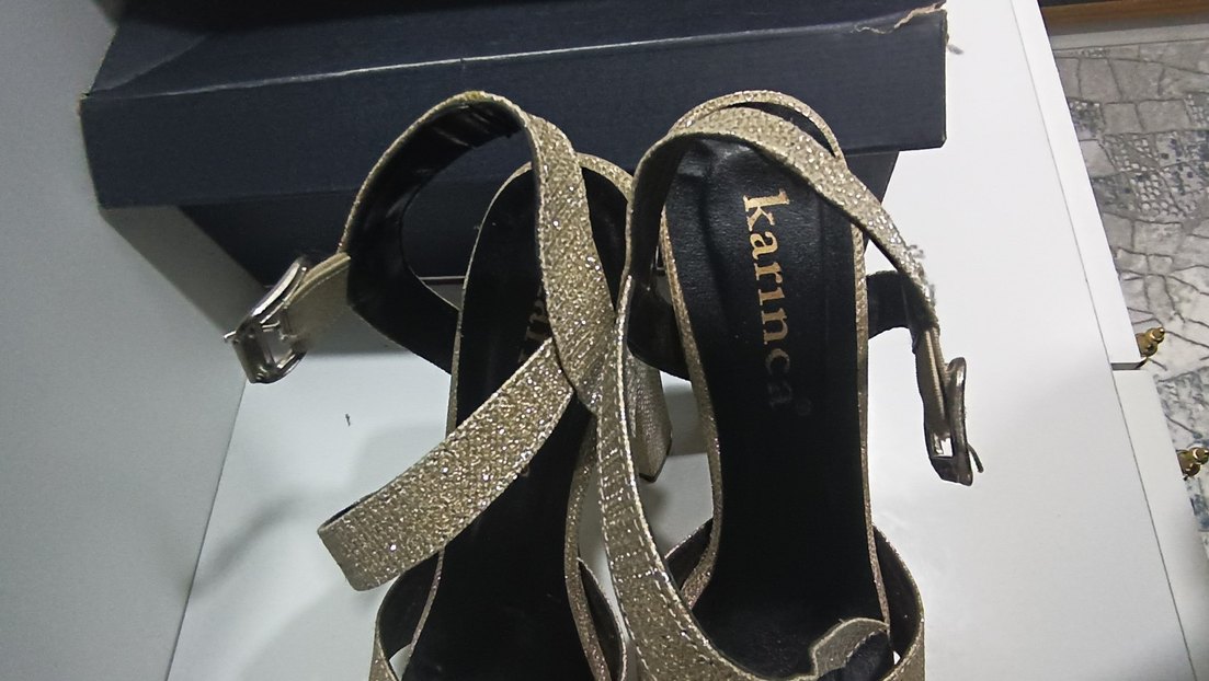 Gold topuklu ayakkabı - Görsel 4