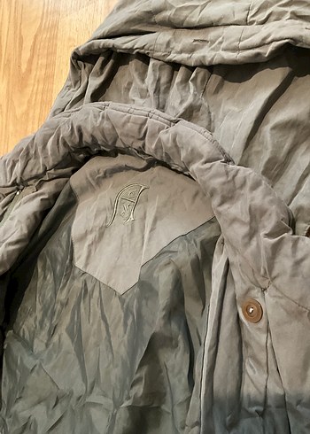 Koyu yeşil Kapüşonlu Uzun Kadın mont - Görsel 6