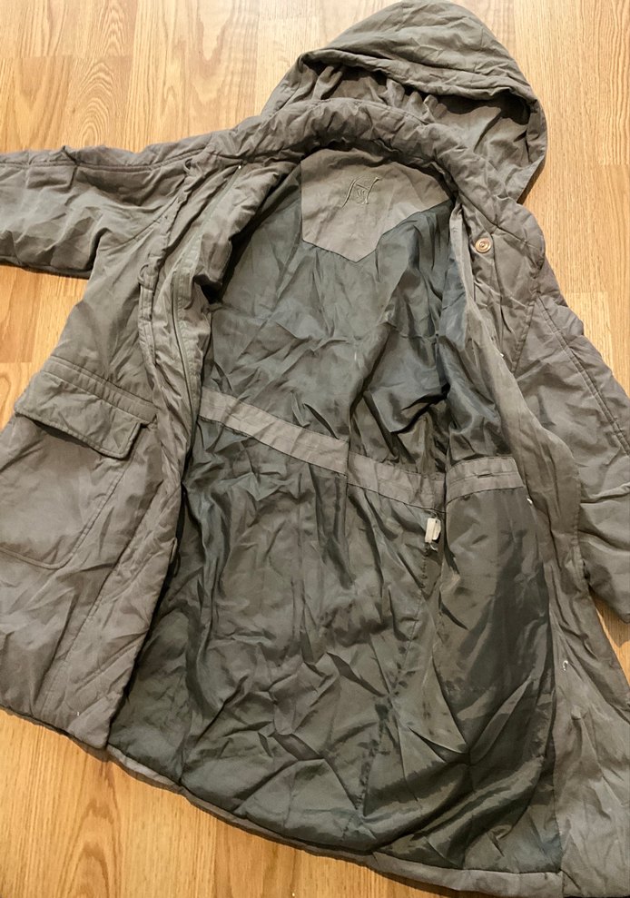 Koyu yeşil Kapüşonlu Uzun Kadın mont - Görsel 4