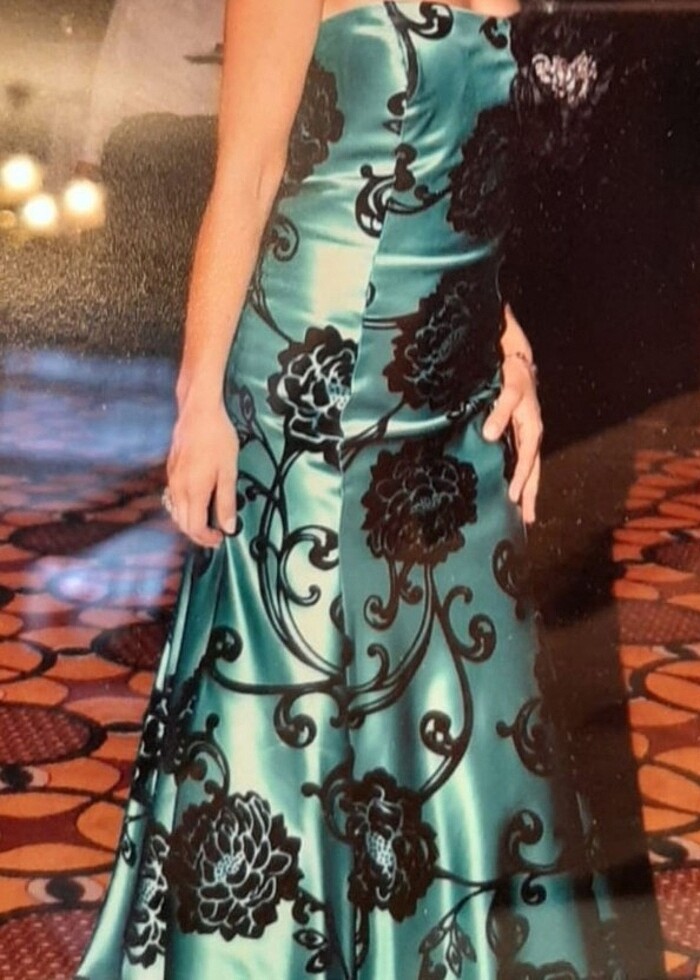 Muzaffer marka Turkuaz çok şık tuvalet - Görsel 4