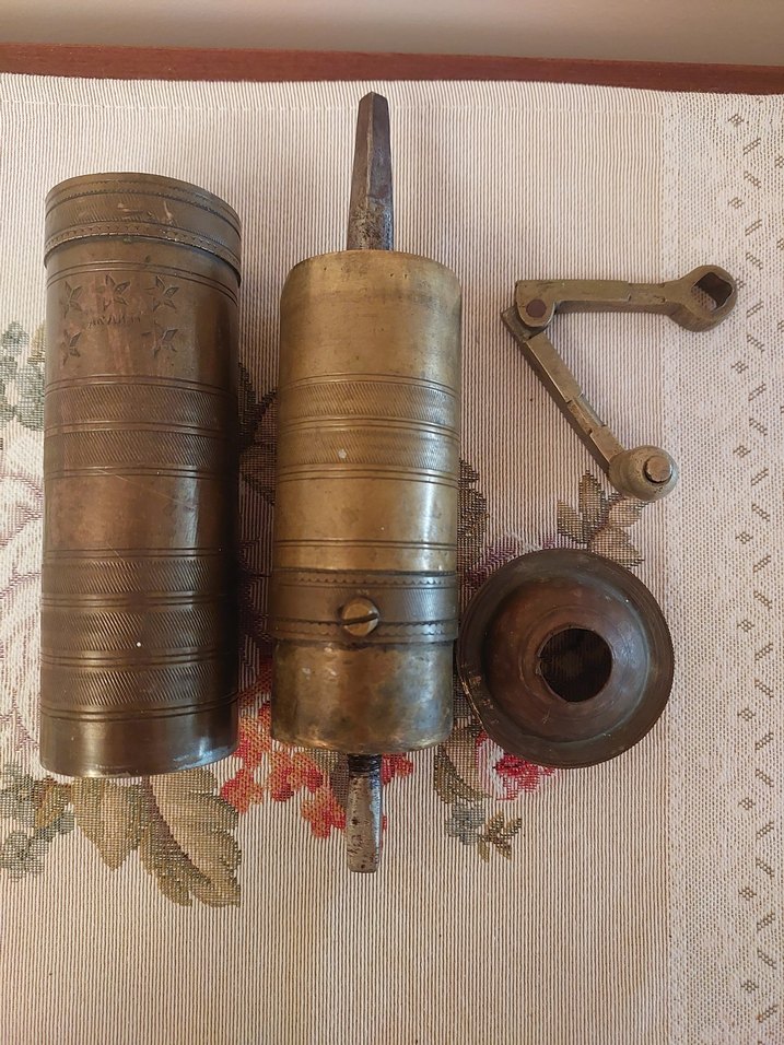 Garanti Damgalı Antika Pirinç Kahve Değirmeni | Koleksiyonluk - Görsel 4