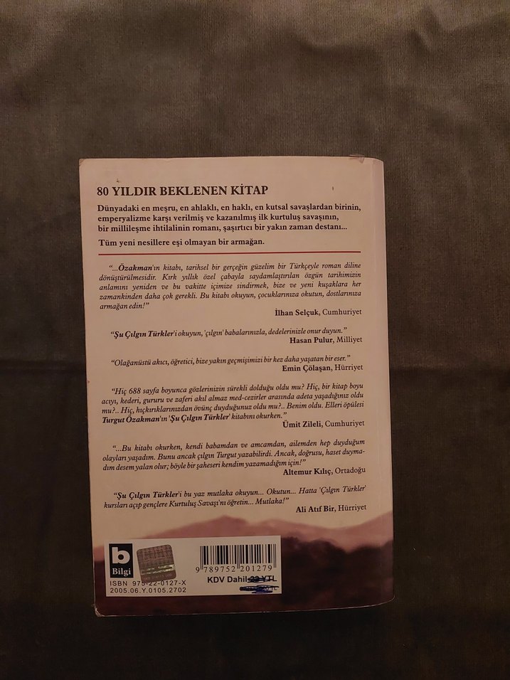 Su Çılgın Türkler - Turgut Özakman - Görsel 2