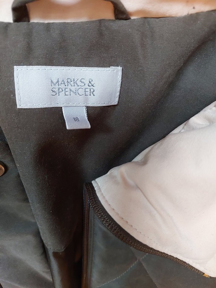 Marks & Spencer Kadın Kapitone Kaban UK18 beden - Görsel 5