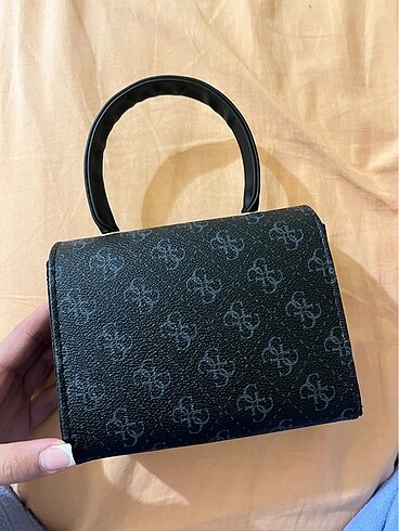 Guess Çanta
