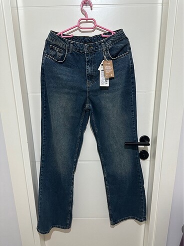 Trendyol & Milla TRENDYOL JEAN ETİKETLİ