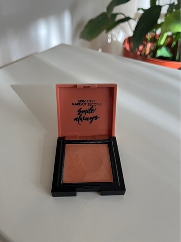 Beden Pastel krem allık 44 blossom