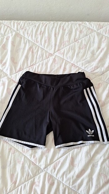 Adidas şort 