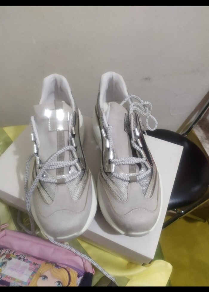 Spor ayakkabı  - Görsel 3