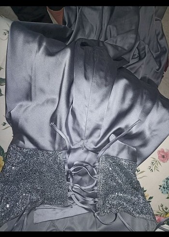 Uzun Gri V Yaka Kadın Abiye nişan söz Elbisesi - Görsel 3